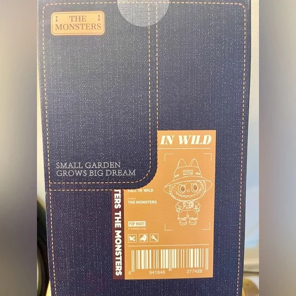 Pop Mart Labubu Fall in Wild Big Doll - Picture 12 of 16